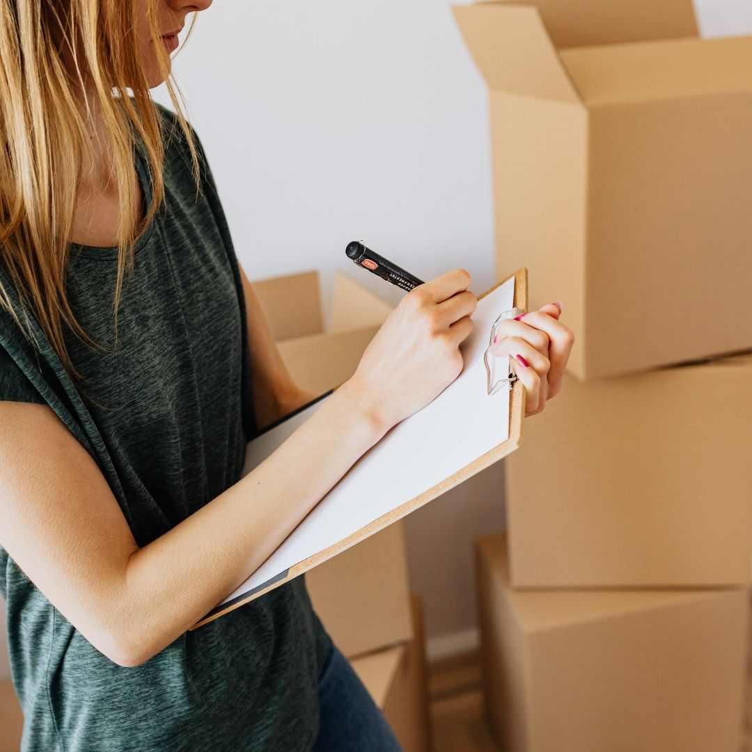 moving boxes and checklist